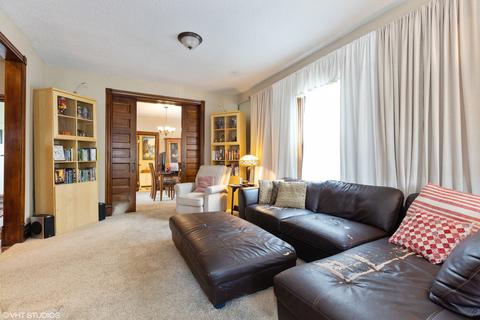 402 S 4th St, Aurora, IL 60505 photo 6