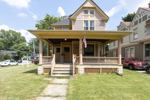 402 S 4th St, Aurora, IL 60505 photo 1