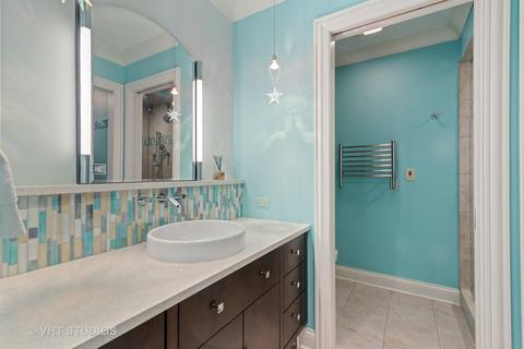 2403 Saranac Ln, Glenview, IL 60026 photo 21