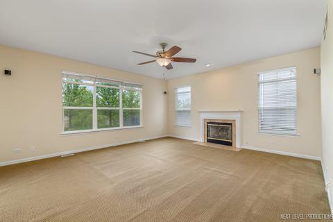 571 Suncrest Dr, Aurora, IL 60506 photo 9