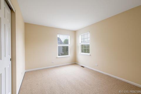 571 Suncrest Dr, Aurora, IL 60506 photo 20