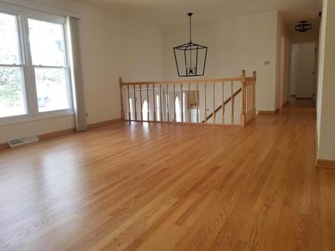 4143 N Firestone Ct, Hoffman Estates, IL 60192 photo 2