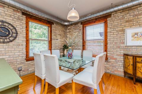 321 Custer Ave #2W, Evanston, IL 60202 photo 5