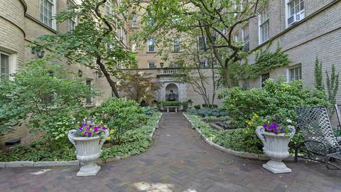 70 E Scott St #908, Chicago, IL 60610 photo 3