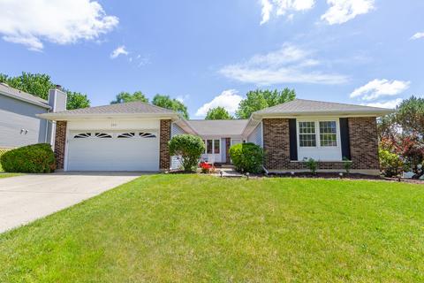335 Partridge Ct, Algonquin, IL 60102 photo 1