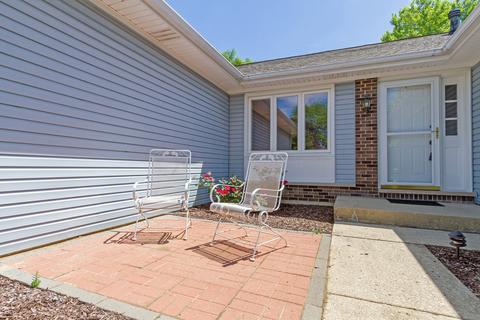 335 Partridge Ct, Algonquin, IL 60102 photo 3