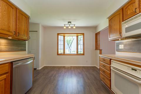 335 Partridge Ct, Algonquin, IL 60102 photo 12