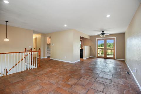 65 Strasma North Dr, Kankakee, IL 60901 photo 2