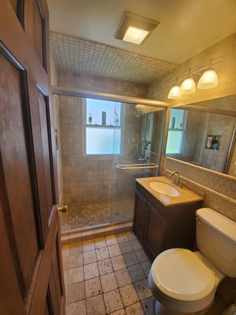 1070 S Wolf Rd, Des Plaines, IL 60016 photo 7