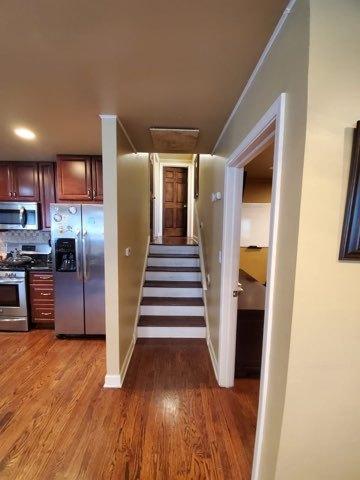 1070 S Wolf Rd, Des Plaines, IL 60016 photo 6