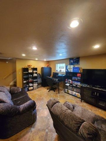 1070 S Wolf Rd, Des Plaines, IL 60016 photo 12