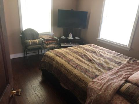 1070 S Wolf Rd, Des Plaines, IL 60016 photo 9