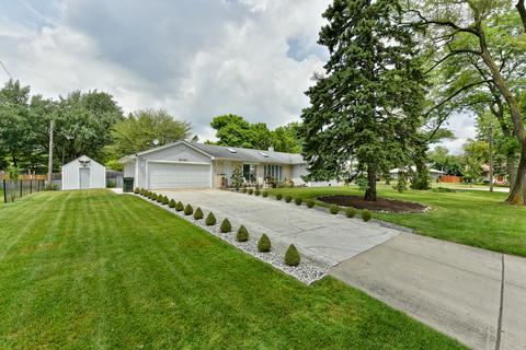 2101 Flicker Ln, Rolling Meadows, IL 60008 photo 2