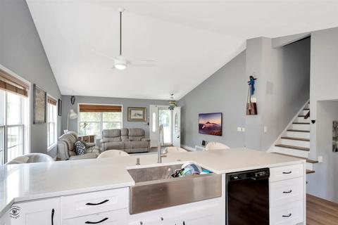 2323 Caton Corner Dr, Plainfield, IL 60586 photo 9