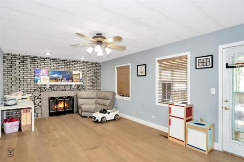 2323 Caton Corner Dr, Plainfield, IL 60586 photo 11