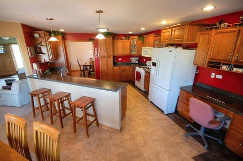 1204 W County Line Rd, Beecher, IL 60401 photo 6