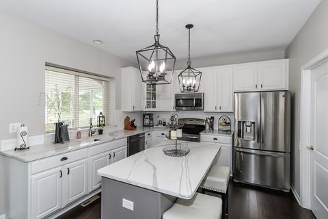 4070 Bunker Hill Dr, Algonquin, IL 60102 photo 9