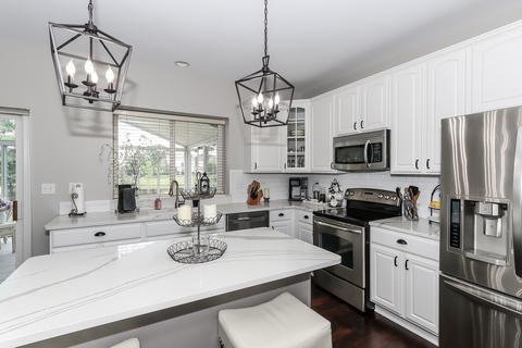4070 Bunker Hill Dr, Algonquin, IL 60102 photo 10