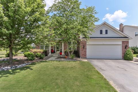 4070 Bunker Hill Dr, Algonquin, IL 60102 photo 2