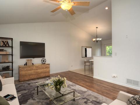 1381 Cary Rd, Algonquin, IL 60102 photo 5