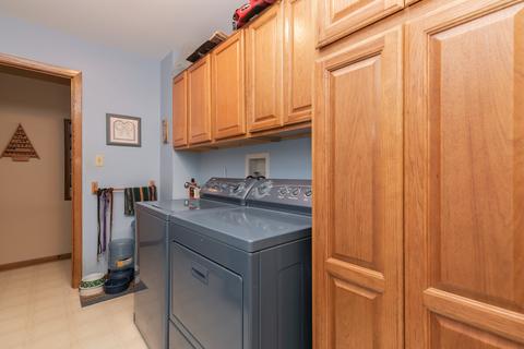 3200 W Bretons Dr, Mchenry, IL 60050 photo 10