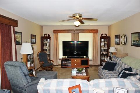 3200 W Bretons Dr, Mchenry, IL 60050 photo 6