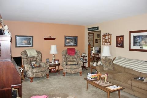 3200 W Bretons Dr, Mchenry, IL 60050 photo 4