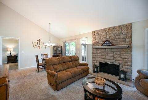 2178 Stirrup Ln, Wheaton, IL 60189 photo 8