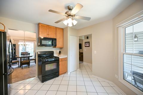 2178 Stirrup Ln, Wheaton, IL 60189 photo 12