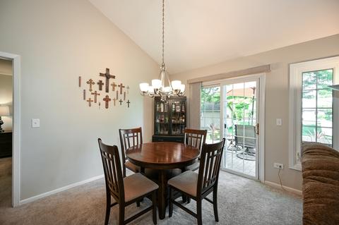 2178 Stirrup Ln, Wheaton, IL 60189 photo 10