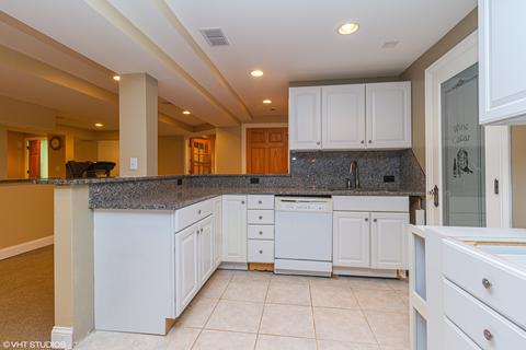 8454 S Park Ave, Burr Ridge, IL 60527 photo 23