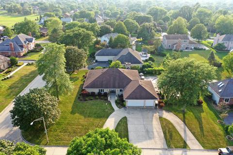 8454 S Park Ave, Burr Ridge, IL 60527 photo 36
