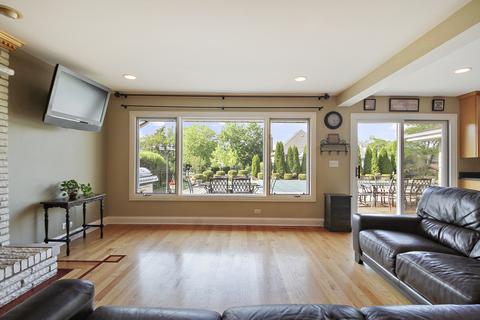 8454 S Park Ave, Burr Ridge, IL 60527 photo 7