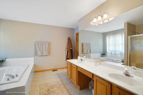 1671 Highmeadow Ln, Algonquin, IL 60102 photo 11