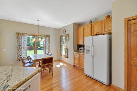 1671 Highmeadow Ln, Algonquin, IL 60102 photo 3