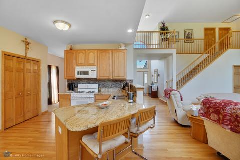 1671 Highmeadow Ln, Algonquin, IL 60102 photo 4
