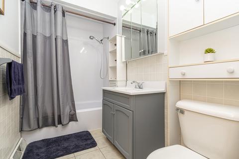 310 E Alden Dr, Addison, IL 60101 photo 11