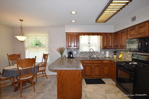 1167 Oakley Ave, Elgin, IL 60123 photo 5