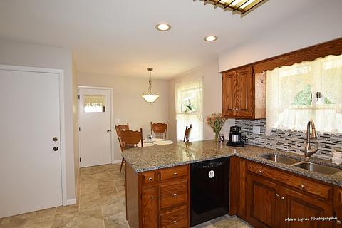 1167 Oakley Ave, Elgin, IL 60123 photo 6