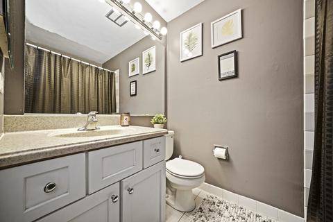 64 Silver Tree Cir, Cary, IL 60013 photo 12
