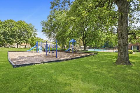 64 Silver Tree Cir, Cary, IL 60013 photo 16