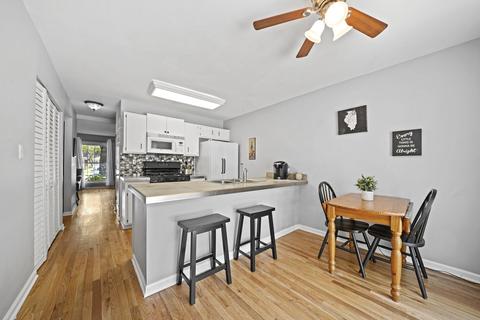 64 Silver Tree Cir, Cary, IL 60013 photo 5