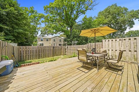 64 Silver Tree Cir, Cary, IL 60013 photo 9