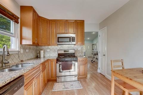 1475 Brookside Dr, Hoffman Estates, IL 60169 photo 10