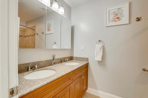 1475 Brookside Dr, Hoffman Estates, IL 60169 photo 16