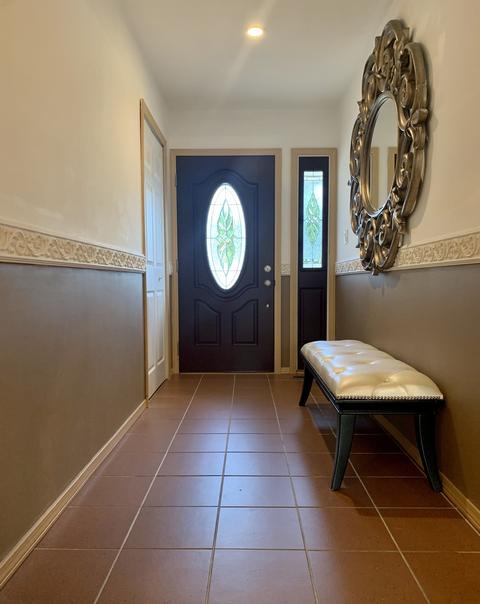1310 Meyer Rd, Hoffman Estates, IL 60169 photo 9