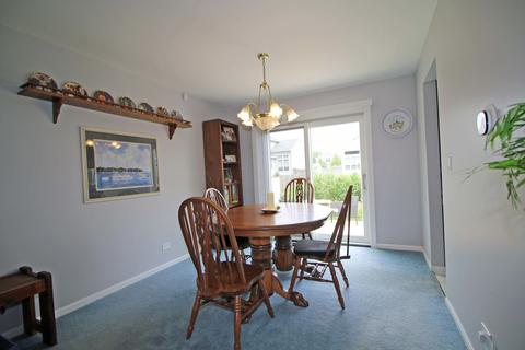 973 Stuart Dr, Bartlett, IL 60103 photo 4