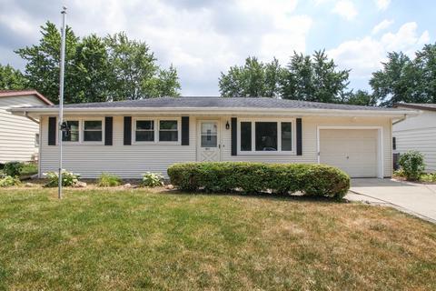 1811 Hoover Dr, Normal, IL 61761 photo 1