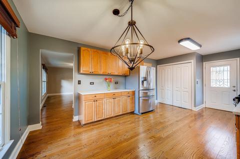 1014 E Lowden Ave, Wheaton, IL 60189 photo 4