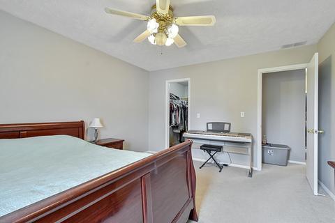 1552 Hunt Dr #E, Normal, IL 61761 photo 18